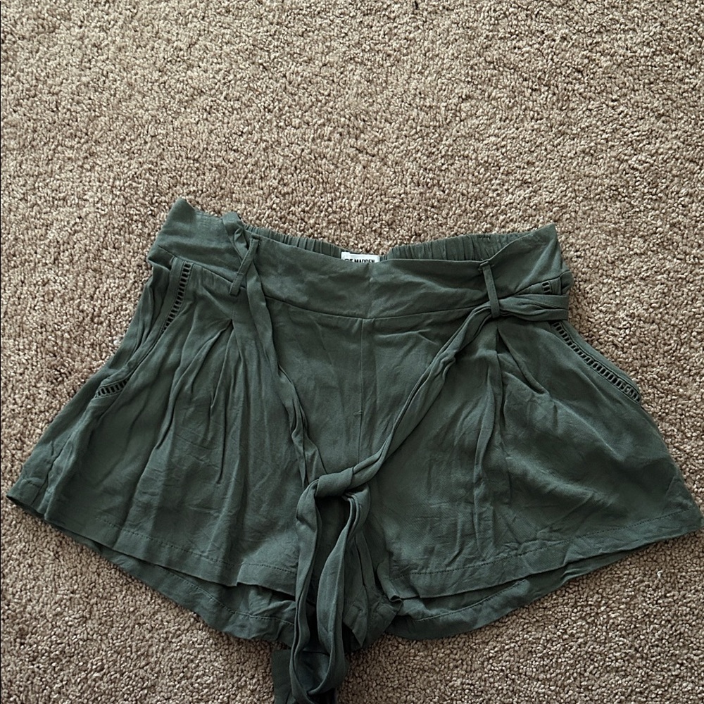 Steve Madden High Waist Olive Shorts